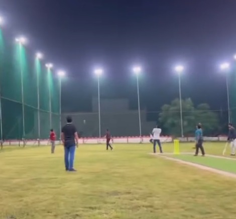 The Giant Cricket Box Rajkot photo 3